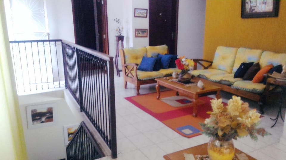 Communal lounge/ TV room, Area and facilities