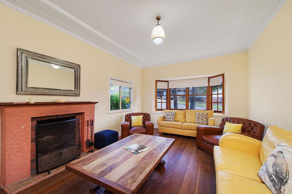 Berry, 16 East Street House in Crescent Head