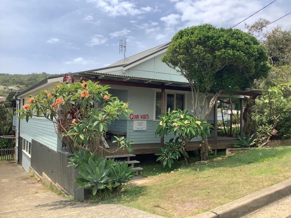 Good Vibes, 18 East Street House in Crescent Head
