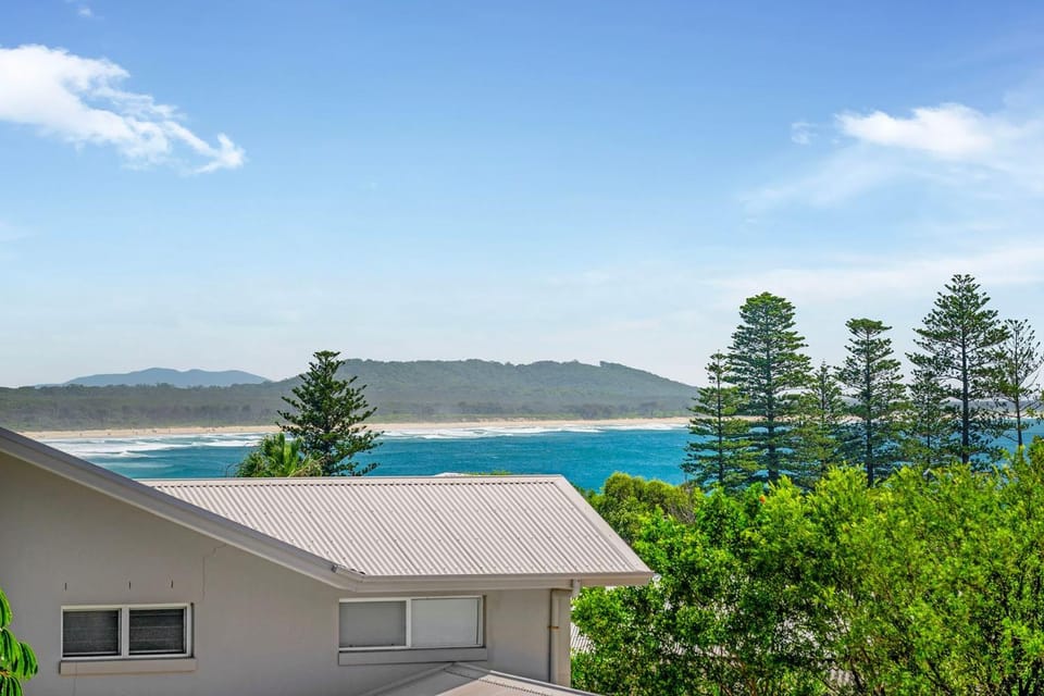 Sea Salt, 24 Stewart Street House in Crescent Head