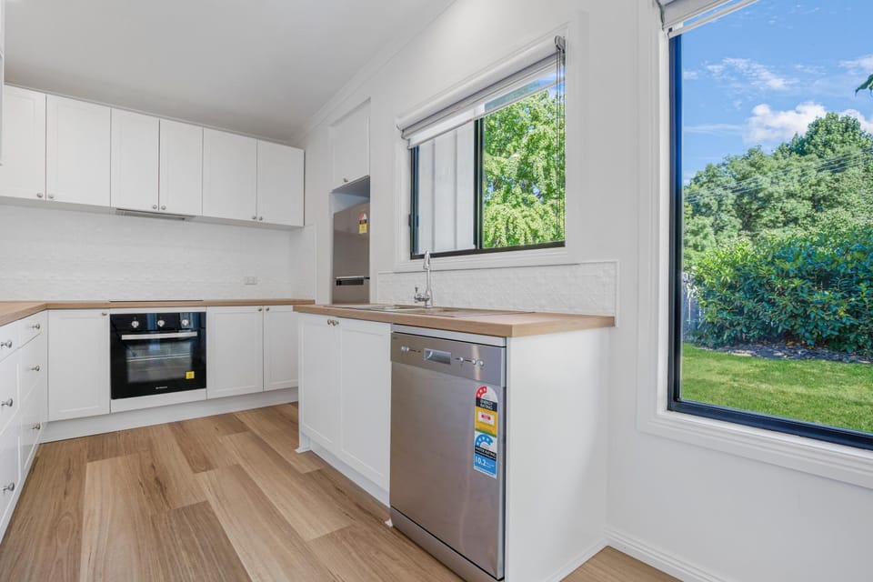 Pine View Cottage House in Porepunkah