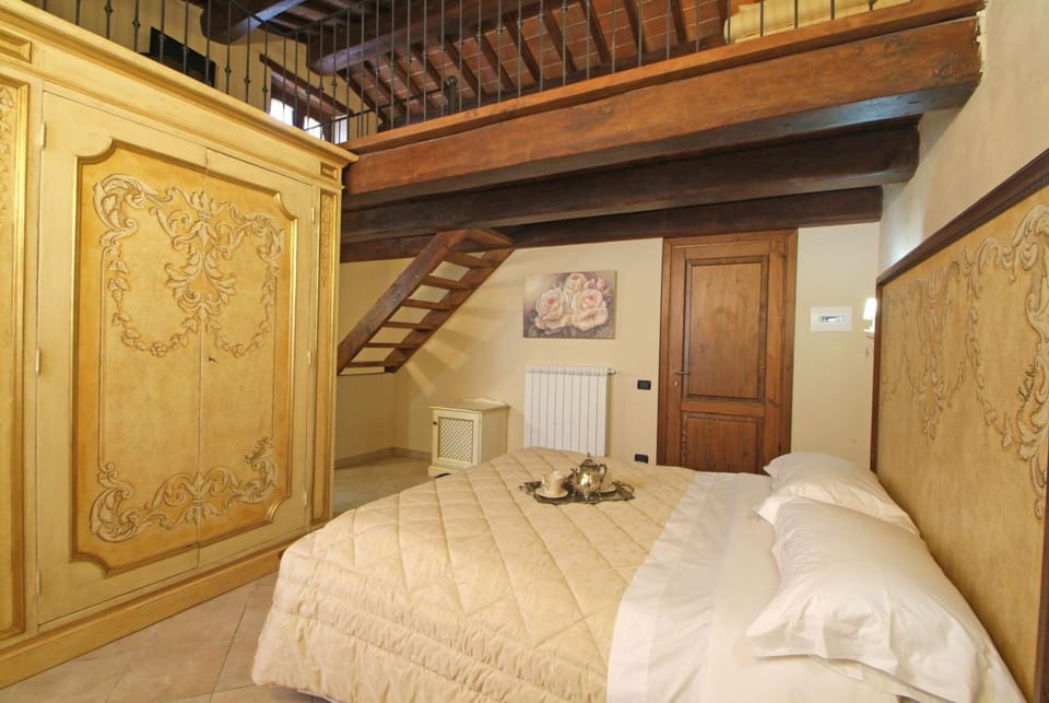 Palazzo Del Papa Agriturismo Farm Stay in Umbria