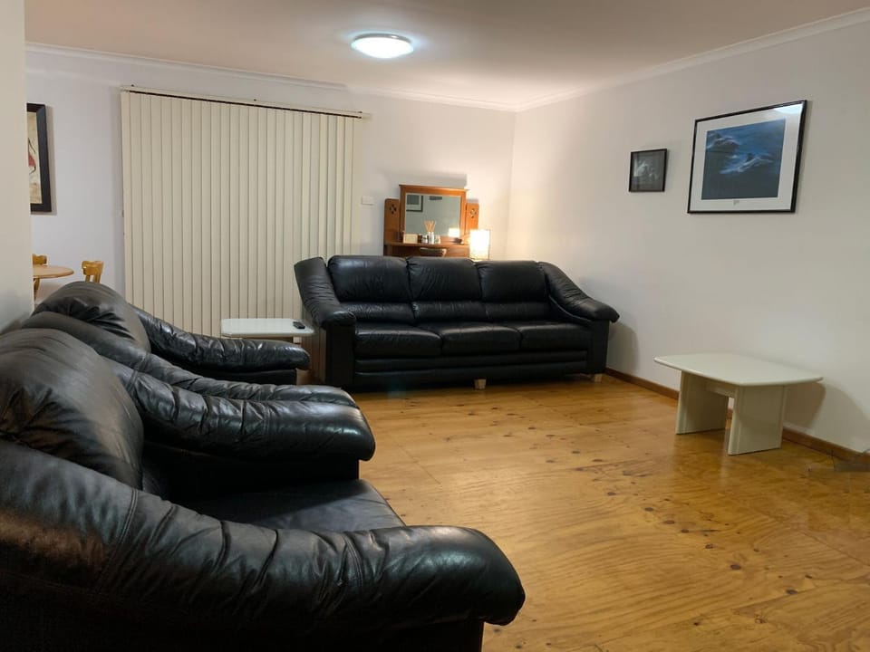 Rocky Beach Cottage, 26 Pacific Drive House in Port Macquarie