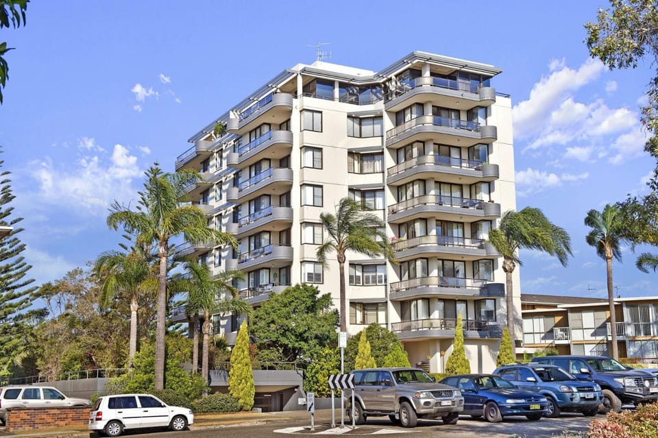 Sundial 503, Hollingworth Street Apartment in Port Macquarie