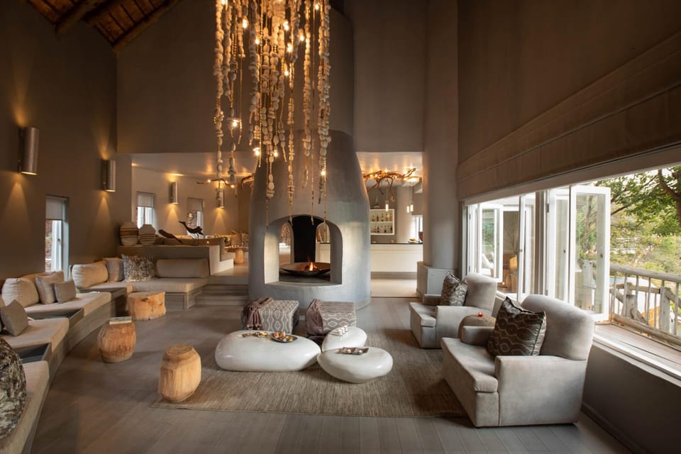 Lounge or bar