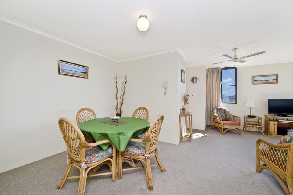 Sundial 602, Hollingworth Street Apartment in Port Macquarie