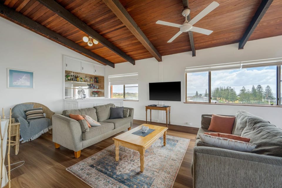 Milton 5, 99 Pacific Drive Apartment in Port Macquarie