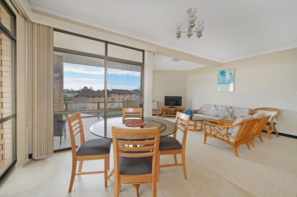 Sandpiper 9, 25 Waugh Street Apartment in Port Macquarie