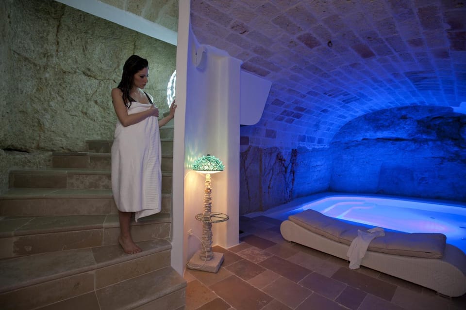 Massage, Spa and wellness centre/facilities, Swimming pool