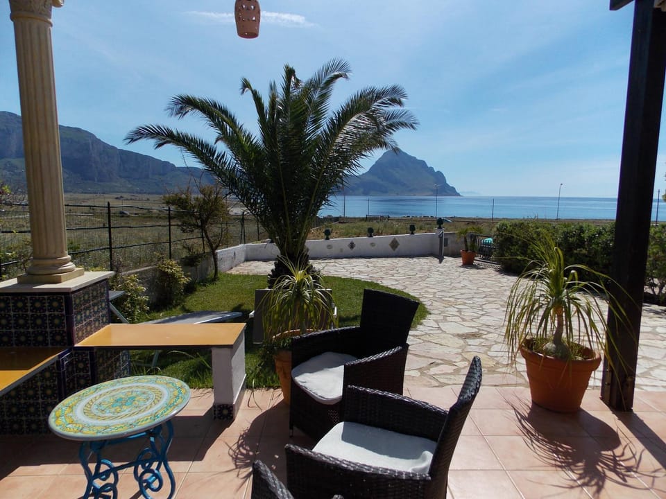 Villa vista MARE a MÀKARI House in Macari