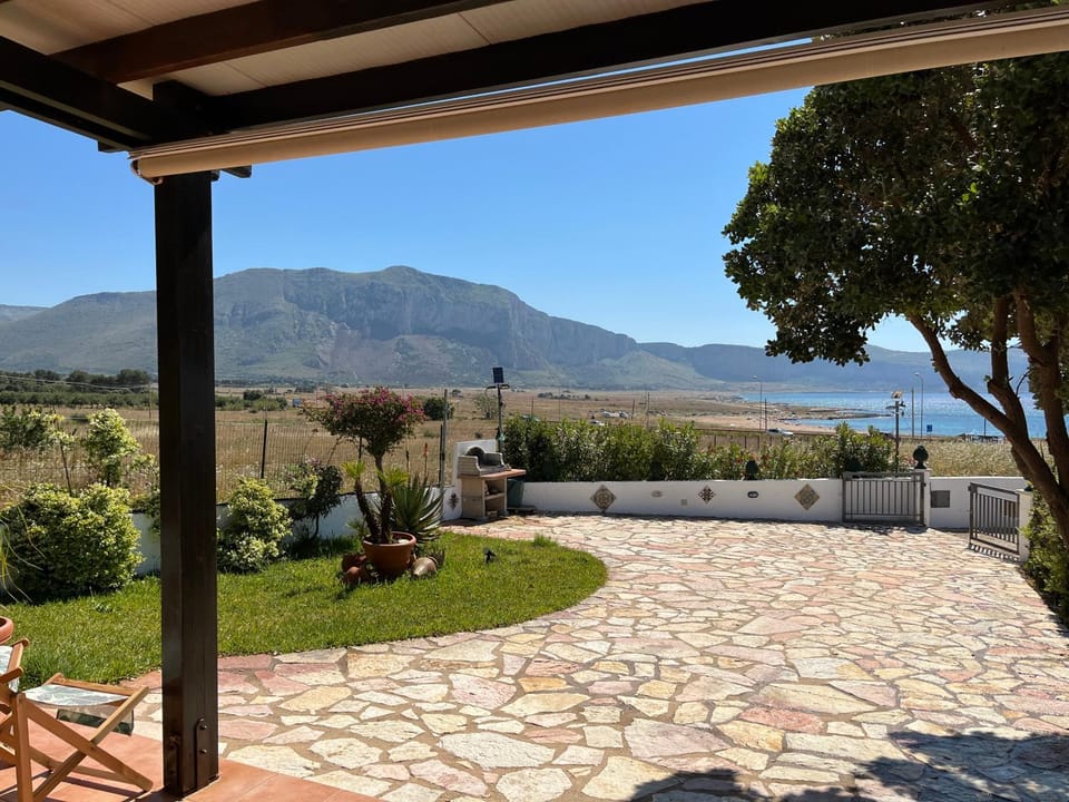 Villa vista MARE a MÀKARI House in Macari
