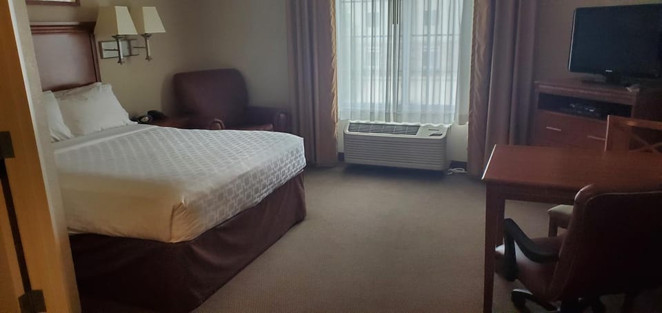 Candlewood Suites Champaign-Urbana University Area by IHG Hotel in Champaign