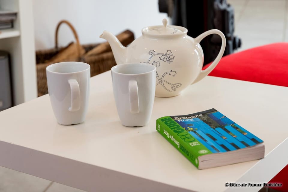 Coffee/tea facilities, Living room, Decorative detail