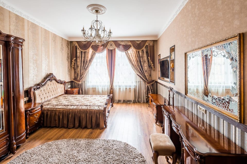 Beautiful apartment D.Galytskogo Apartment in Lviv
