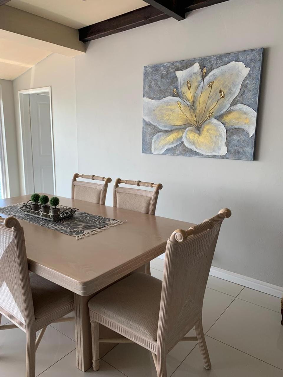 Lalapanzi Apartment in Cape Town