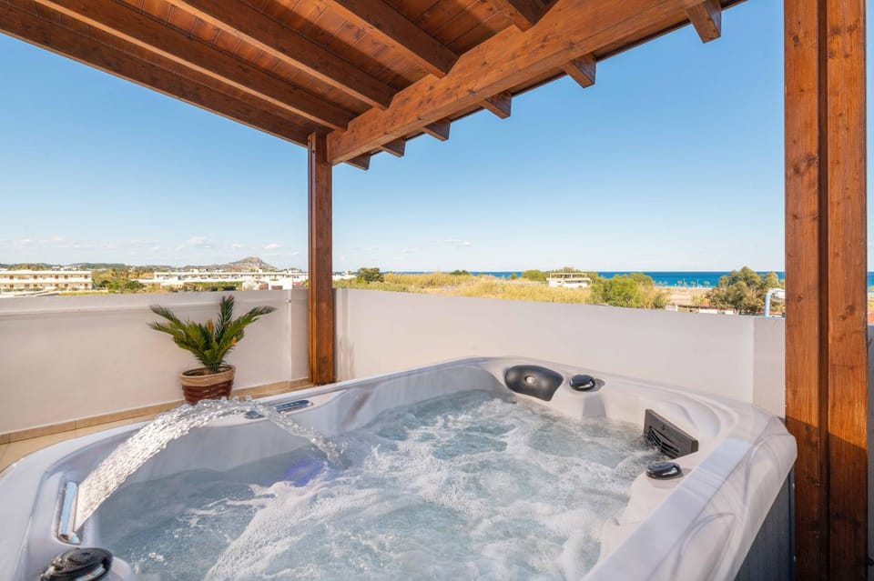 Hot Tub, Spa and wellness centre/facilities