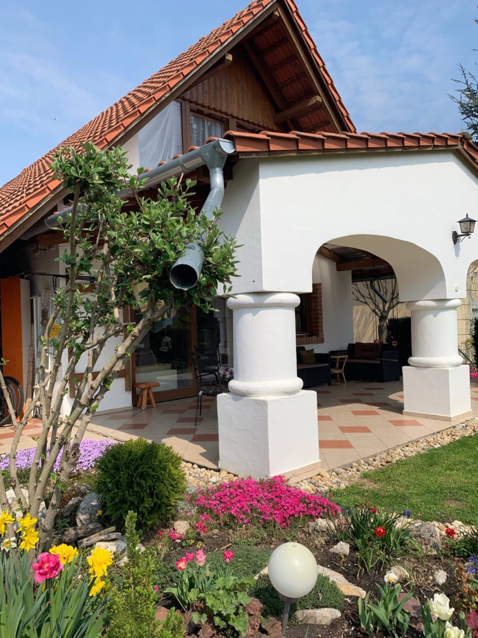 Garden, On site