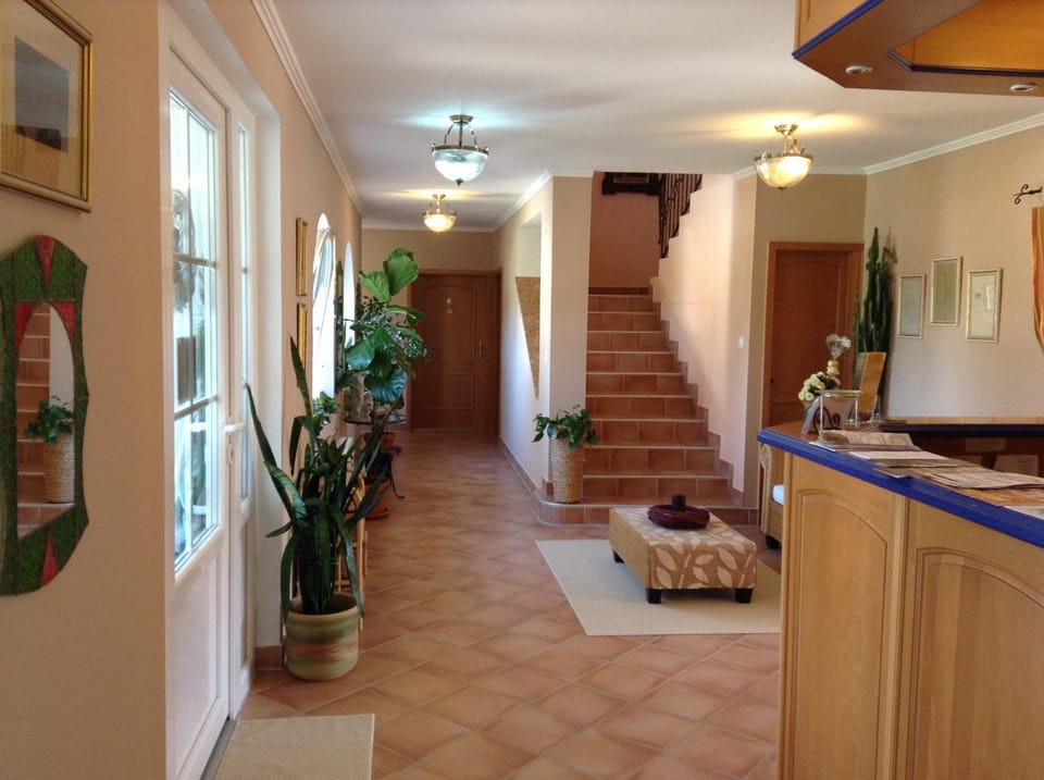 Lobby or reception, Decorative detail