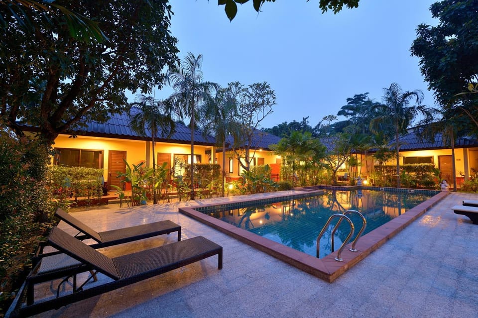 Fitness centre/facilities, On site, Sunset