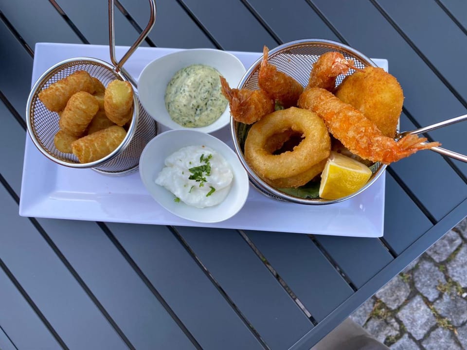 Patio, Balcony/Terrace, Food and drinks
