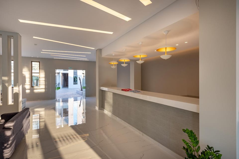 Day, Summer, Lounge or bar, Decorative detail, On site