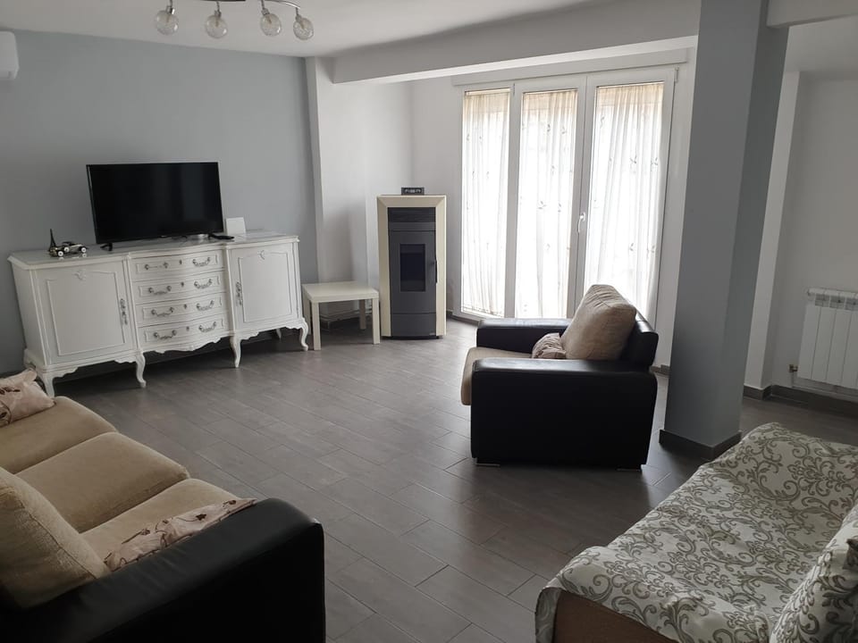 Balcony/Terrace, Lounge or bar
