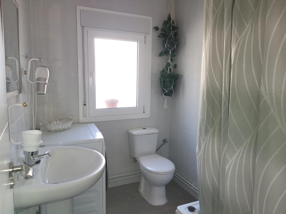 Bathroom, Bath