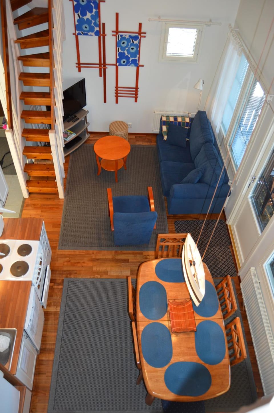 Kitchen or kitchenette, Living room