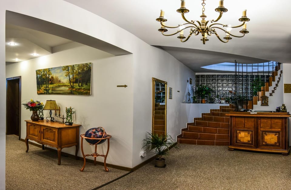 Lobby or reception, On site