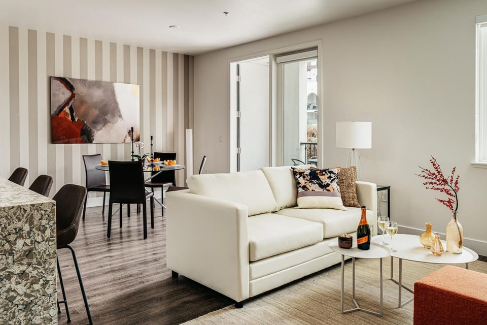 Living room, Seating area, Dining area
