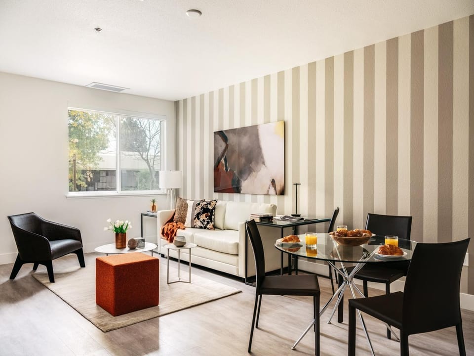 Living room, Seating area, Dining area