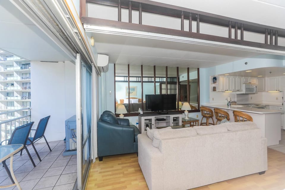 Ilikai Tower 720 House in Honolulu