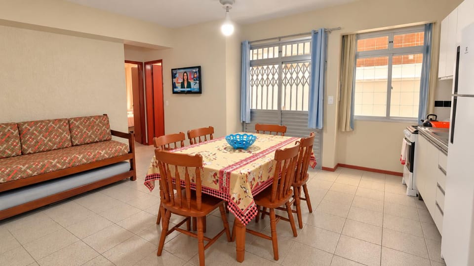 Bed, TV and multimedia, Living room, kitchen
