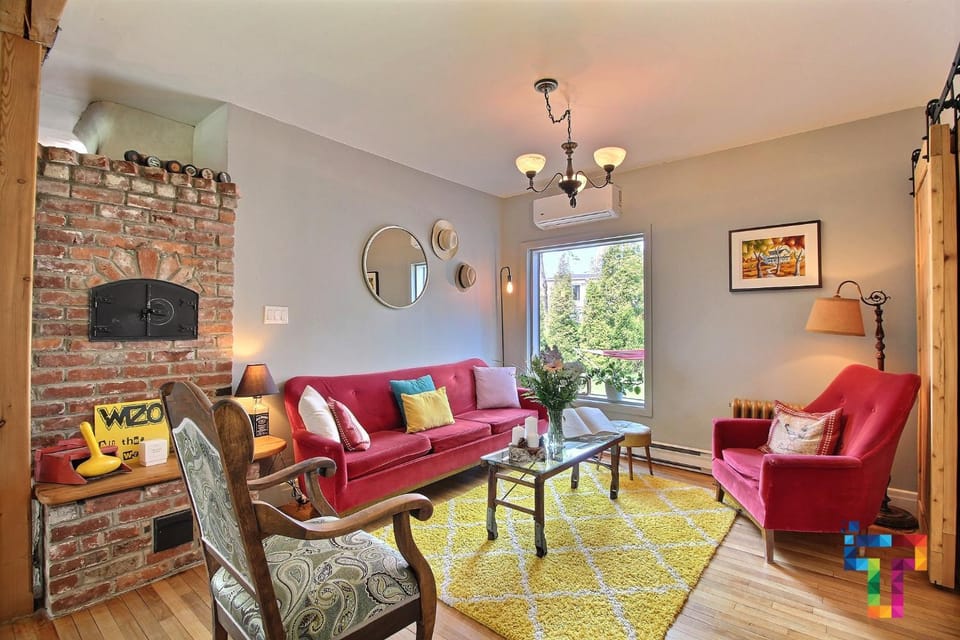 Communal lounge/ TV room, Living room