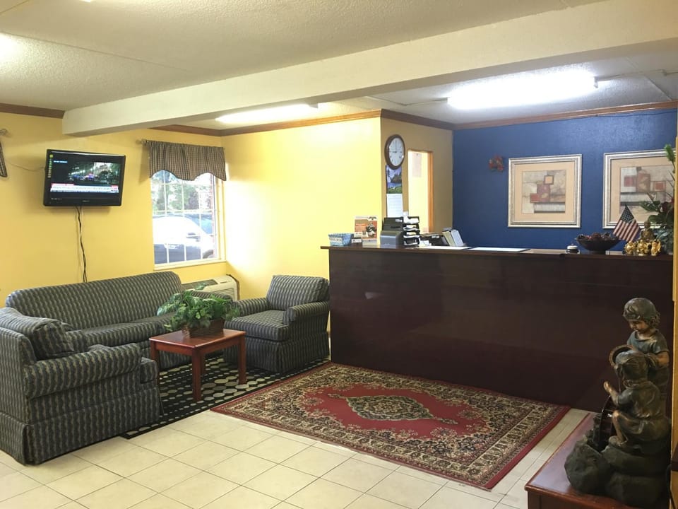 Americas Best Value Inn Maumee/Toledo Motel in Maumee
