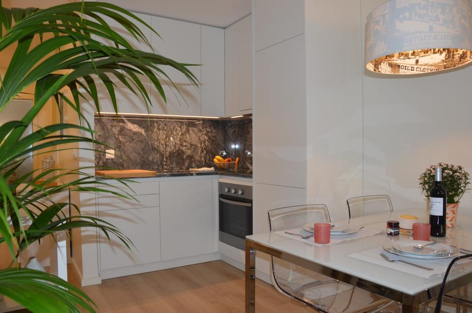 Communal lounge/ TV room, Dining area