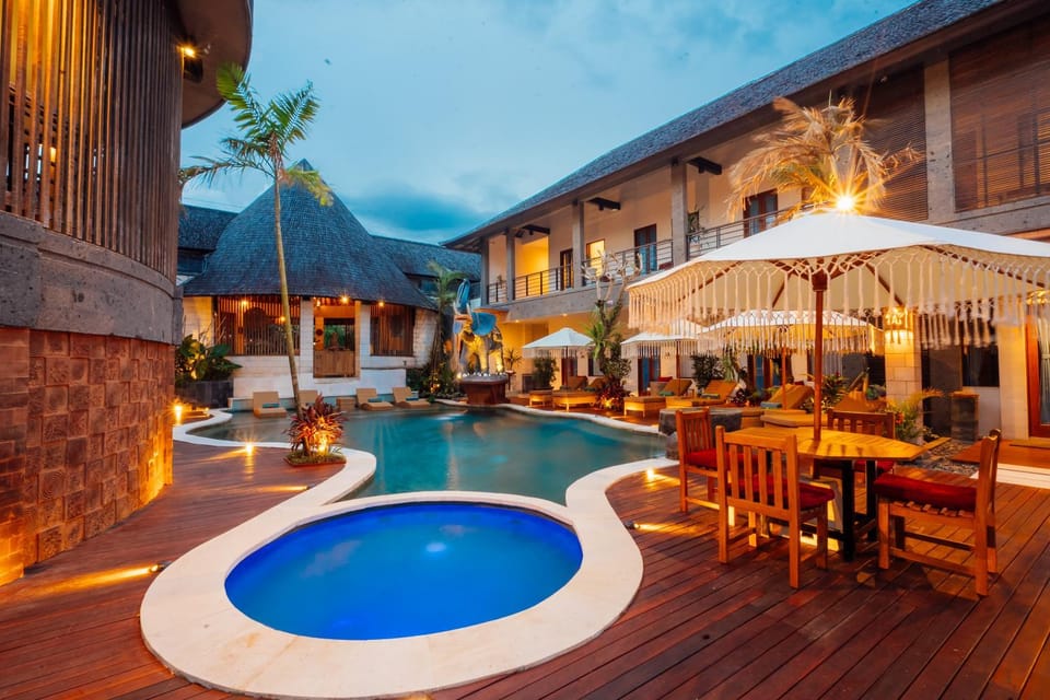 View (from property/room), Pool view, Dinner
