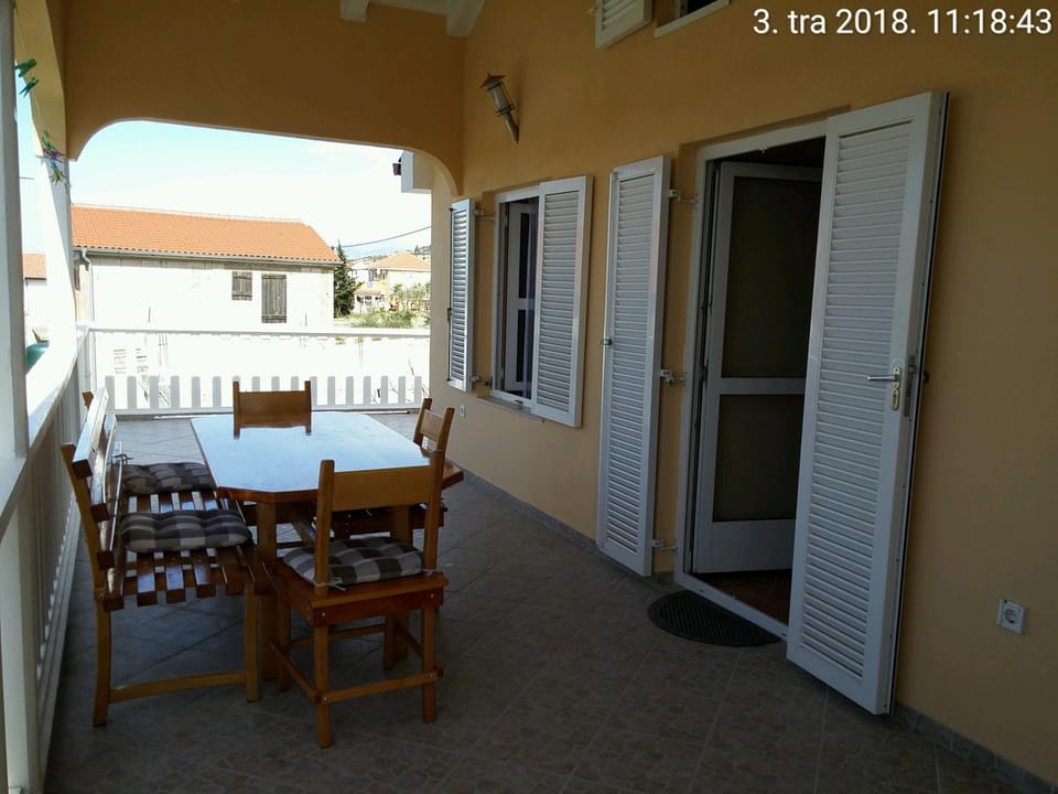 Property building, Balcony/Terrace