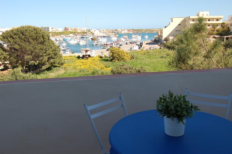 Balcony/Terrace, Balcony/Terrace