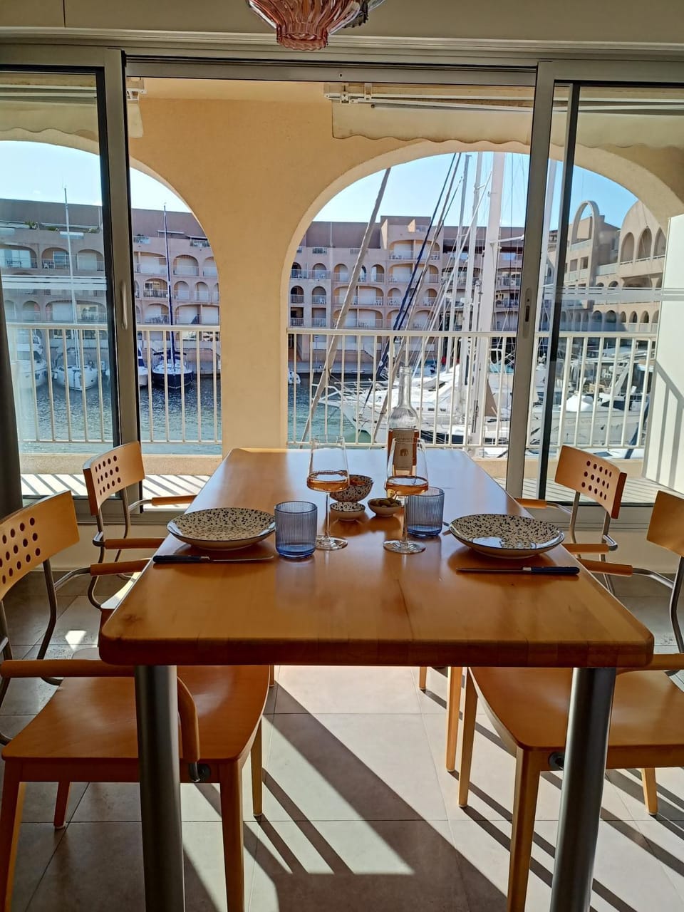 Studio Hyeres Port Apartment in Hyères