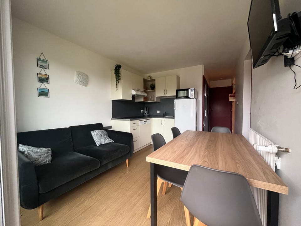 T3 pays du piment d'Espelette - résidence avec piscine chauffée Apartment in Espelette