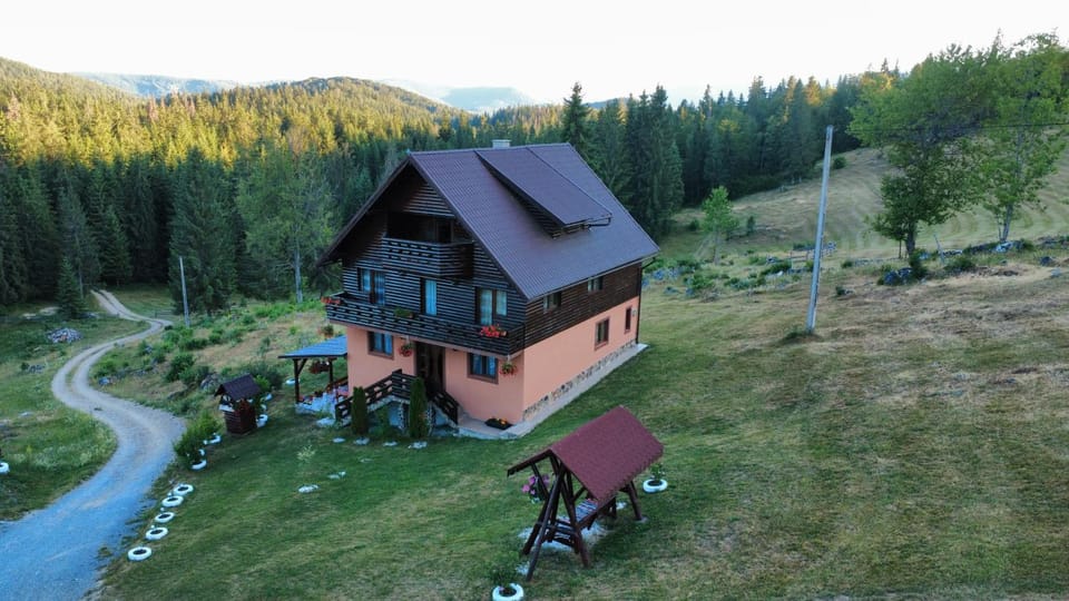Cabana Georgiana Maria Nature lodge in Cluj County