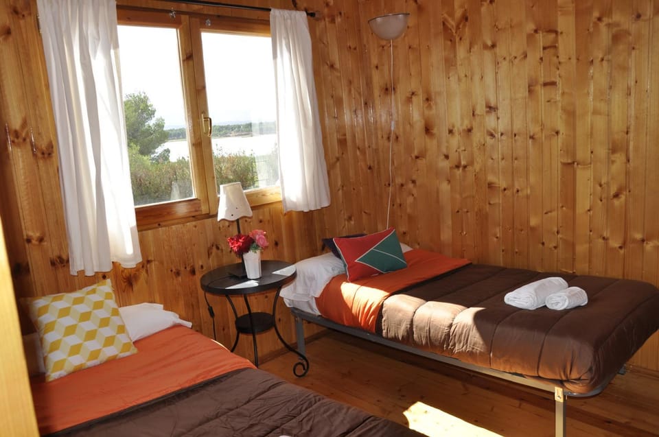 Camping La Estanca Campground/ 
RV Resort in Aragon