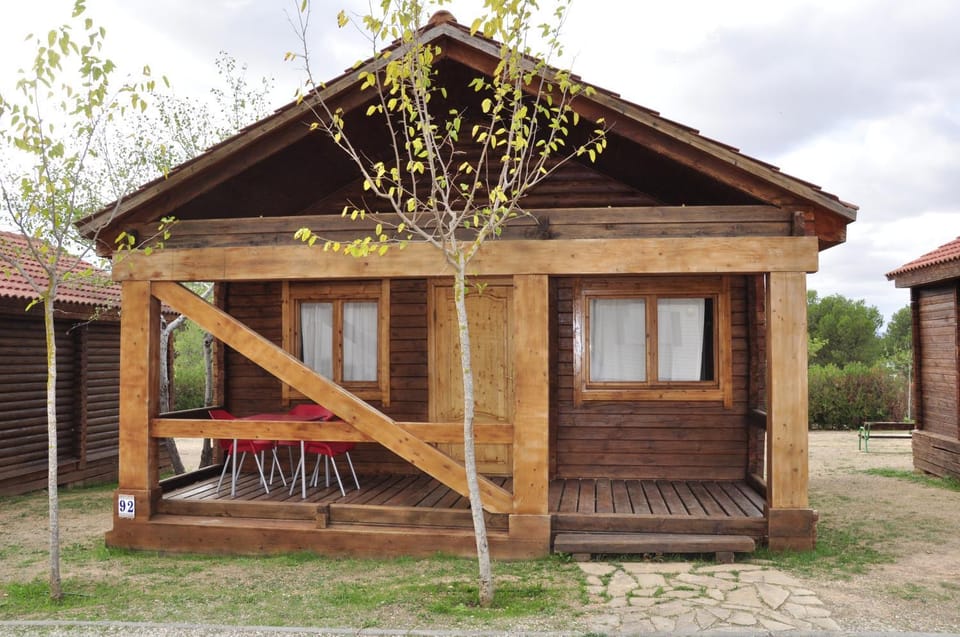 Camping La Estanca Campground/ 
RV Resort in Aragon