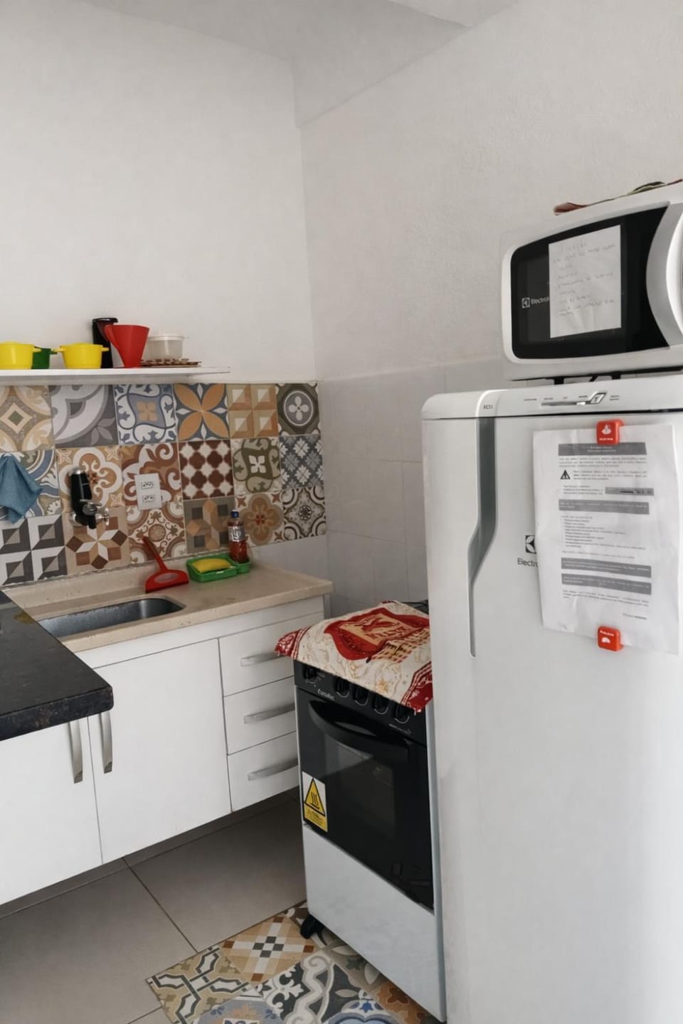 Apto completo em São Vicente ideal para família e trabalho 2 quadras da praia Apartment in Santos