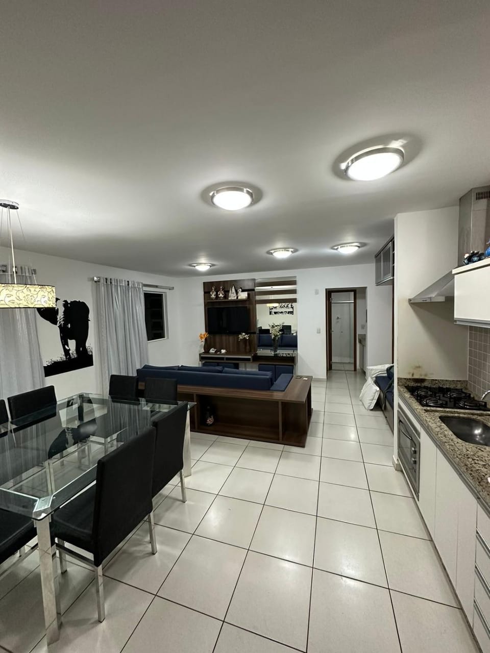 Kitchen or kitchenette, Dining area, minibar, pet friendly, stove