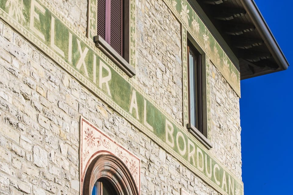 Property building, Property logo or sign