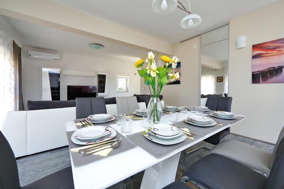 Panorama Hills Villa in Šibenik-Knin County, Croatia