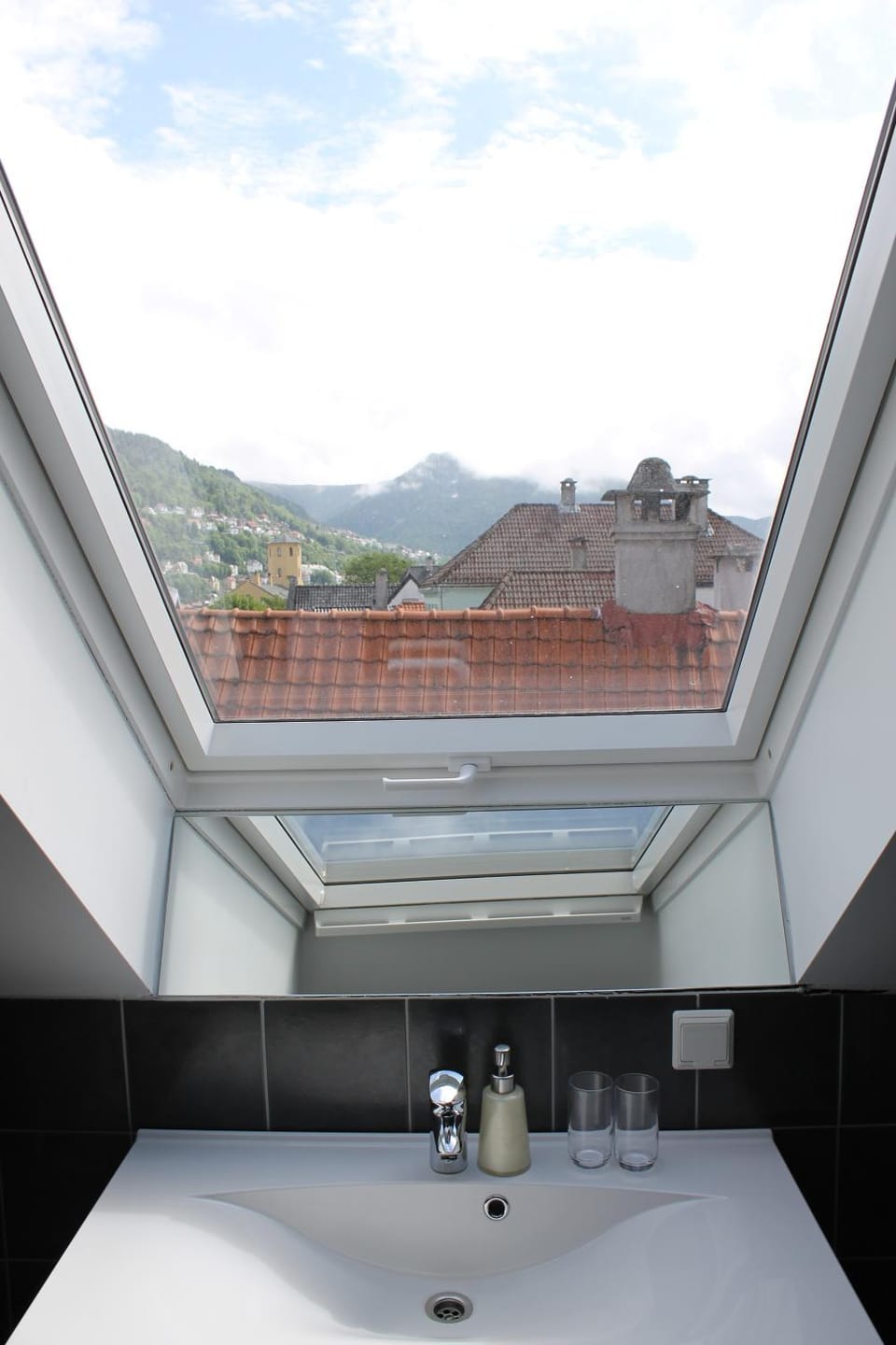 Day, Bathroom, View (from property/room), City view, Mountain view