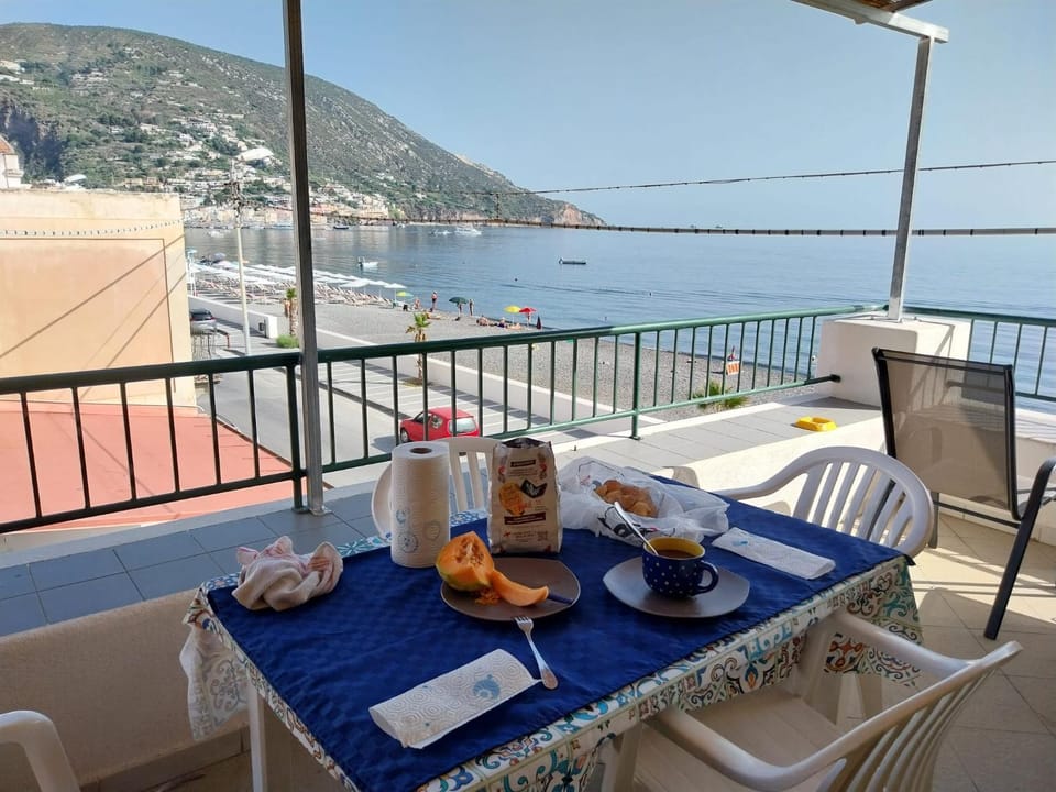 CannetoMare Apartment in Canneto